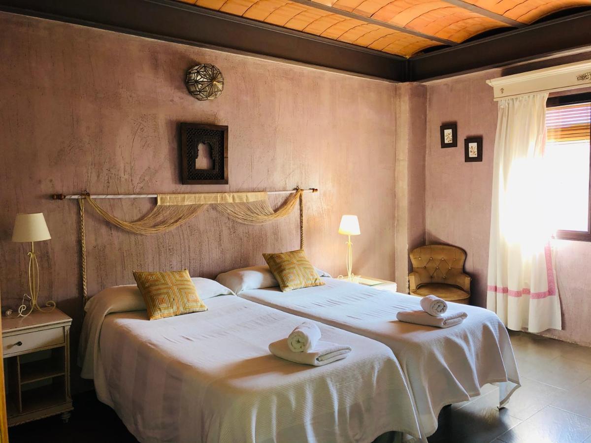 Hotel Finca Aldabra Пинос-Хениль Экстерьер фото